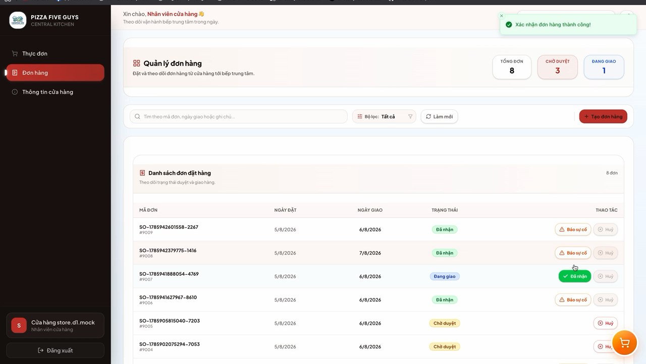 Order tracking screen with delivery states